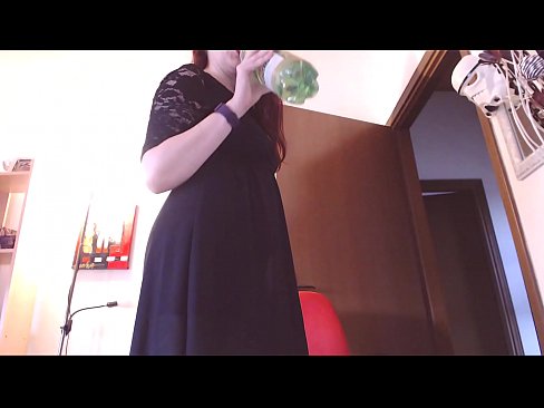❤️ Ein unterwürfiger Sklave, der schmutzige und üppige Höschen liebt, wird gezwungen zu masturbieren, nachdem er dieses Video gesehen hat! ☑ Fucking bei de.hentaiteca.ru ❌️❤